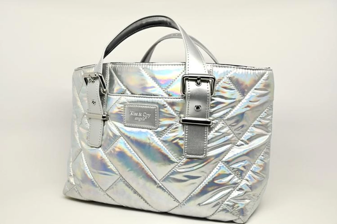 Kiss And Cry Angels - Spiffy - Image 2